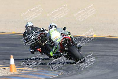 media/Dec-05-2024-Racers Edge (Thu) [[e102e0690b]]/3-B Group/Session 1 Turn 8 Backside/